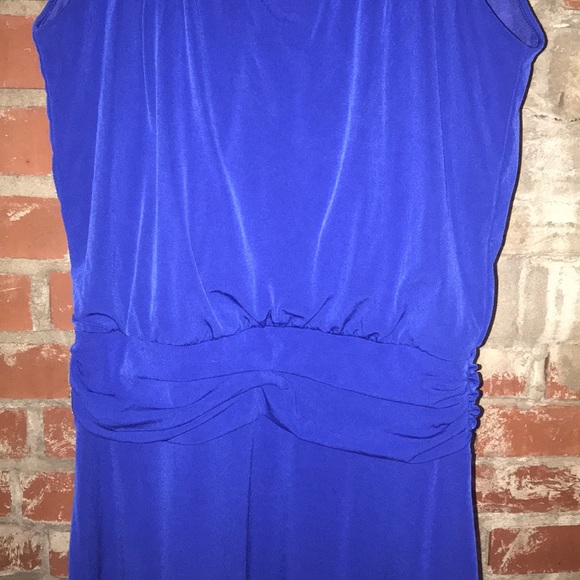 Dress - Picture 2 of 5